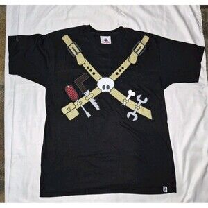 Kidrobot Black Gold WhiteHandyman Pirate White Skull Tool Belt T Shirt Size L